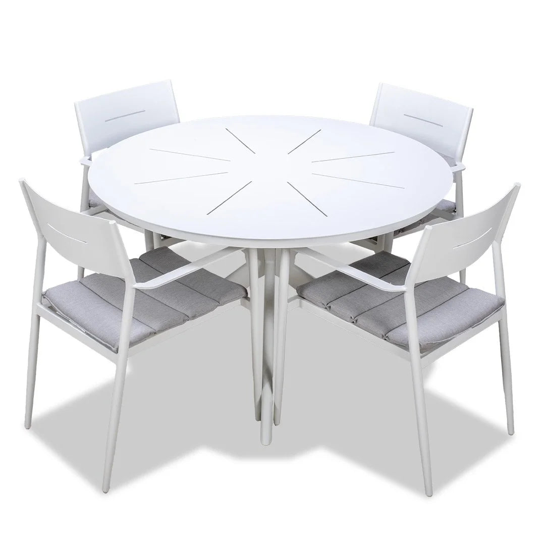 Sleek Round Table and 4 Cottesloe Chairs - White