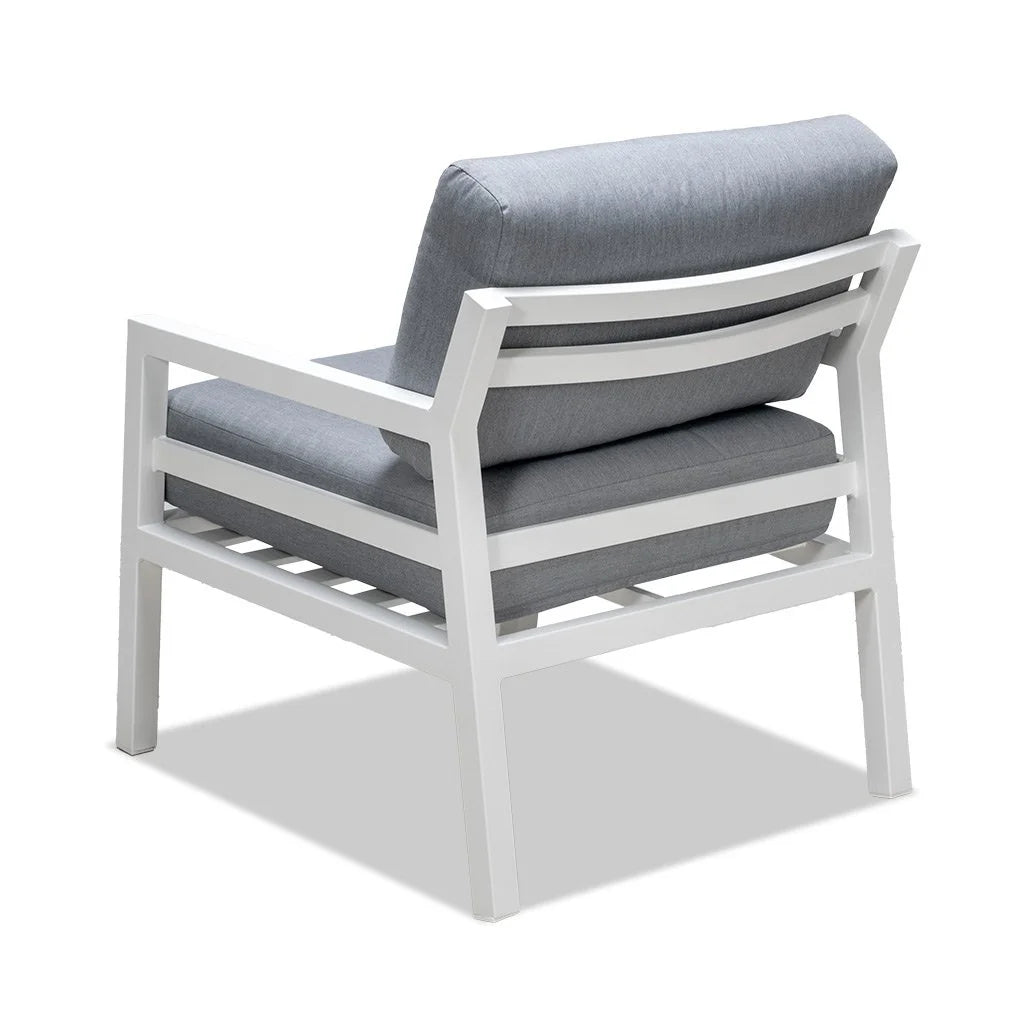 Manteray 4 Piece Lounge Suite - White