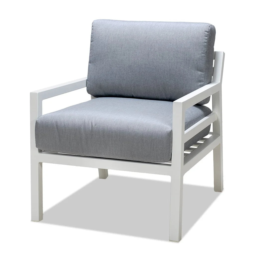 Manteray 4 Piece Lounge Suite - White