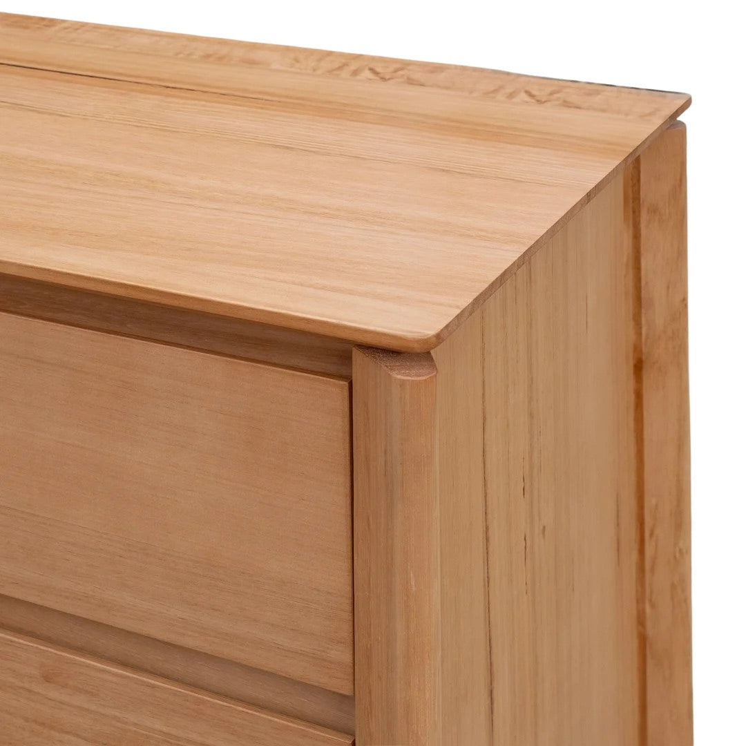 Prevelly 2200 Buffet - Messmate