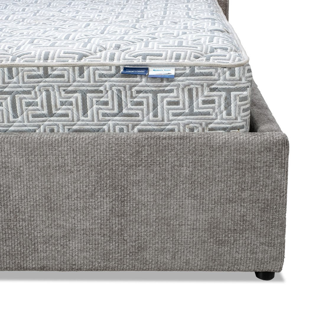 Raven Queen Gaslift Bed