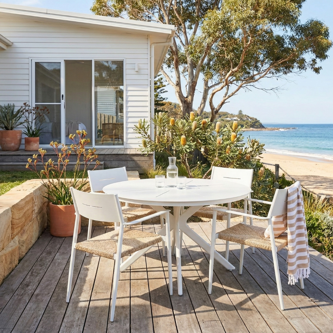 Sleek Round Table and 4 Cott Wicker Chairs - White